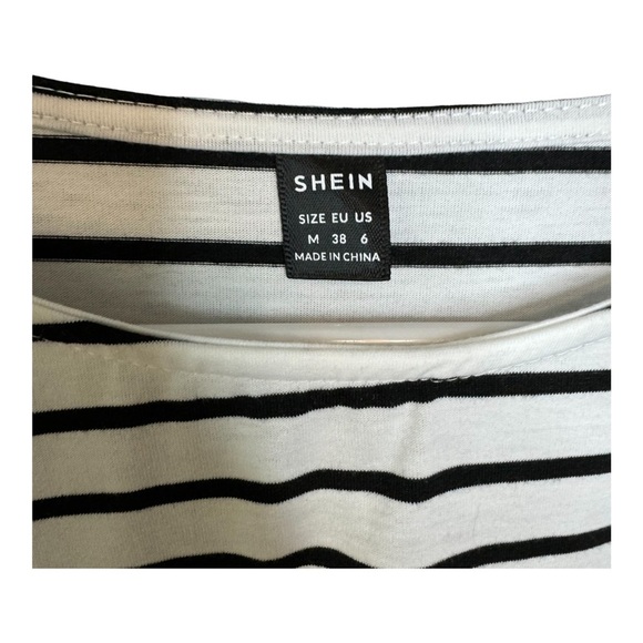 🔹5/$25🔹 SHEIN Frenchy Letter Pattern White and Black Striped Short Sleeve Tee. M - Picture 3 of 9
